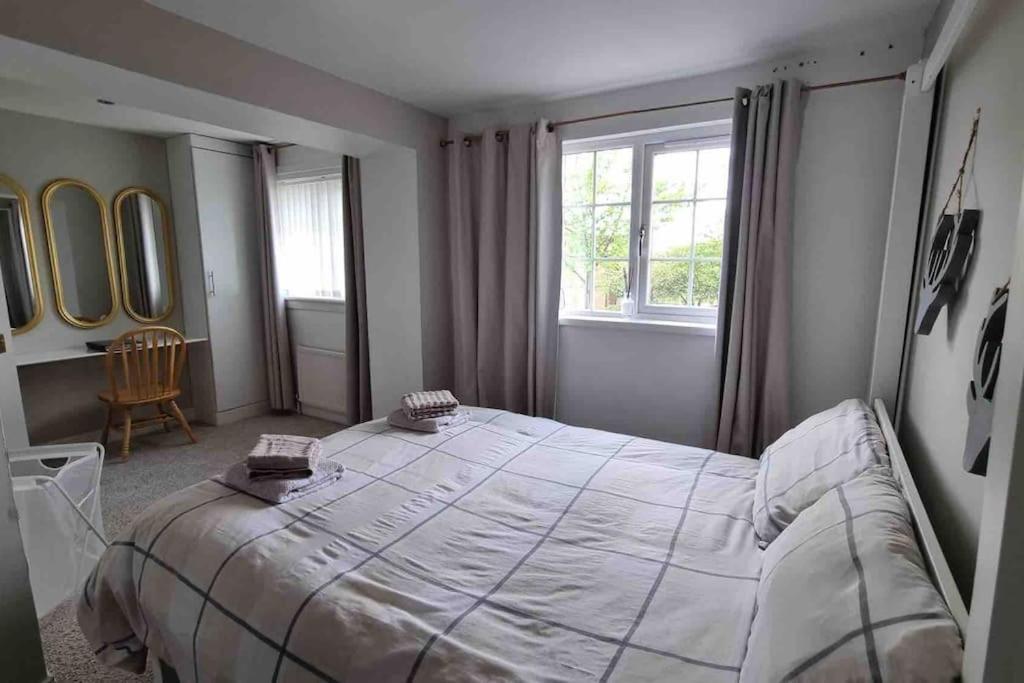 15 Min Drive To Airport 20 Min To Loch Lomond And City Center Old Kilpatrick المظهر الخارجي الصورة